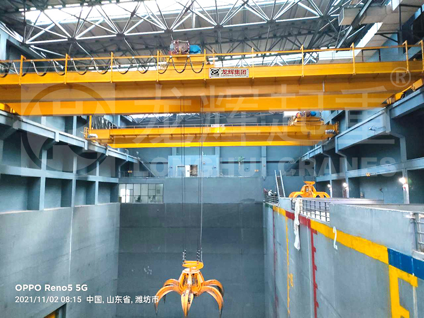 山東濰坊垃圾吊雙梁抓斗起重機(jī)項(xiàng)目