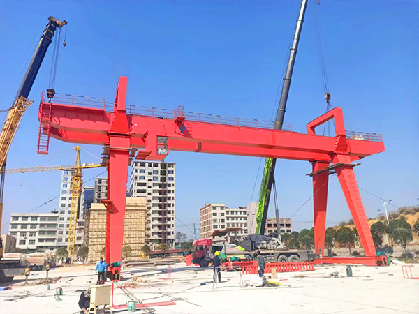 山東高鐵鋪板龍門吊廠家臨沂龍門吊出租
