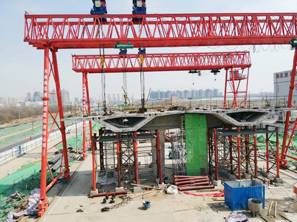 四川45t輪胎式龍門吊眉山門式起重機(jī)銷售廠家