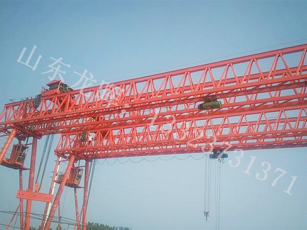 福建泉州門式起重機(jī)廠家規(guī)范操作起重機(jī)