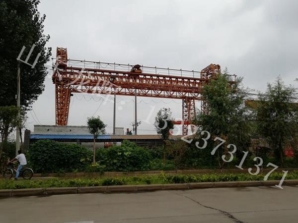 浙江金華廠家門式起重機(jī)電纜卷筒是如何實(shí)現(xiàn)電纜線的伸縮的