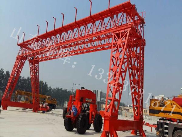 遼寧營(yíng)口龍門(mén)吊出租公司龍門(mén)吊夏季日常養(yǎng)護(hù)要點(diǎn)