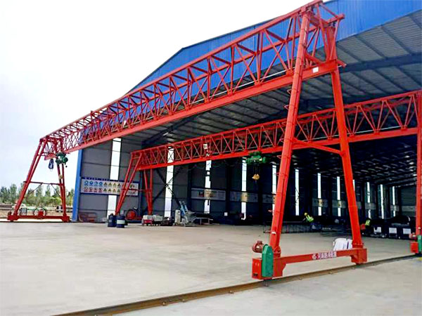 福建龍巖廠家80噸龍門(mén)吊的防風(fēng)改造方案