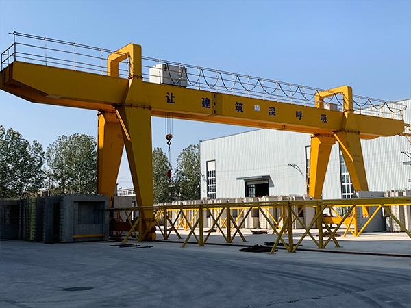 詳細(xì)闡述80噸門式起重機(jī)軌道基礎(chǔ)水平規(guī)范要求