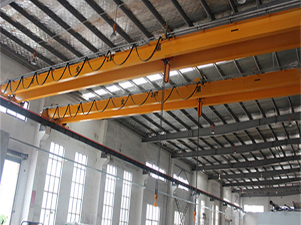 雙梁橋式起重機(jī)安裝過程中需要注意的五個(gè)方面